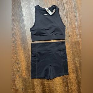 Fabletics Motion365 SHORTS and Trinity BRA Activewear SET MEDIUM